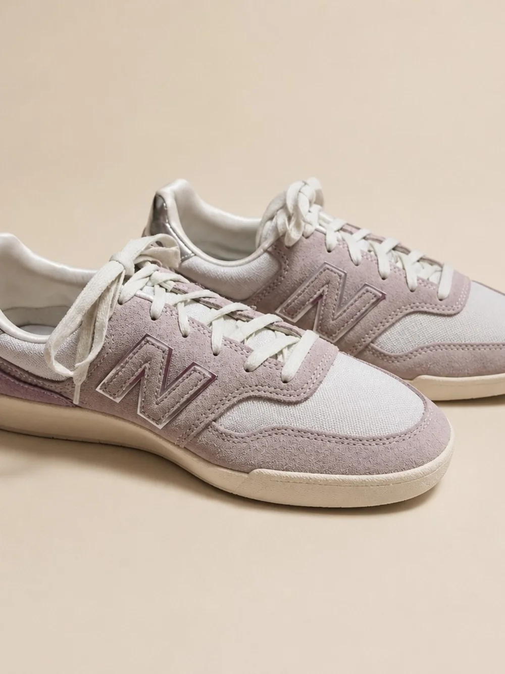 New Balance WRT 300G2 Women's Mushroom/Taupe Cream Suede Low Top Sneakers Size 9